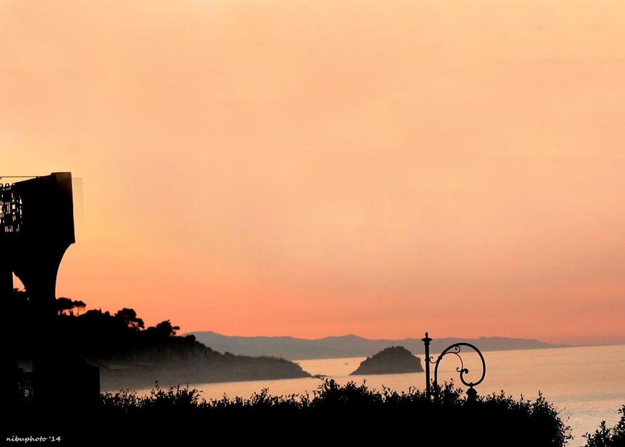 Vila Casa Lungomare Giardini Naxos Exteriér fotografie